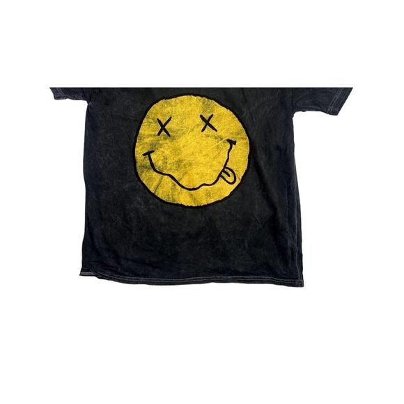 Nirvana Vintage Style Smile Back Short Sleeve Unisex T Shirt Crew Neck L Black - Picture 4 of 15